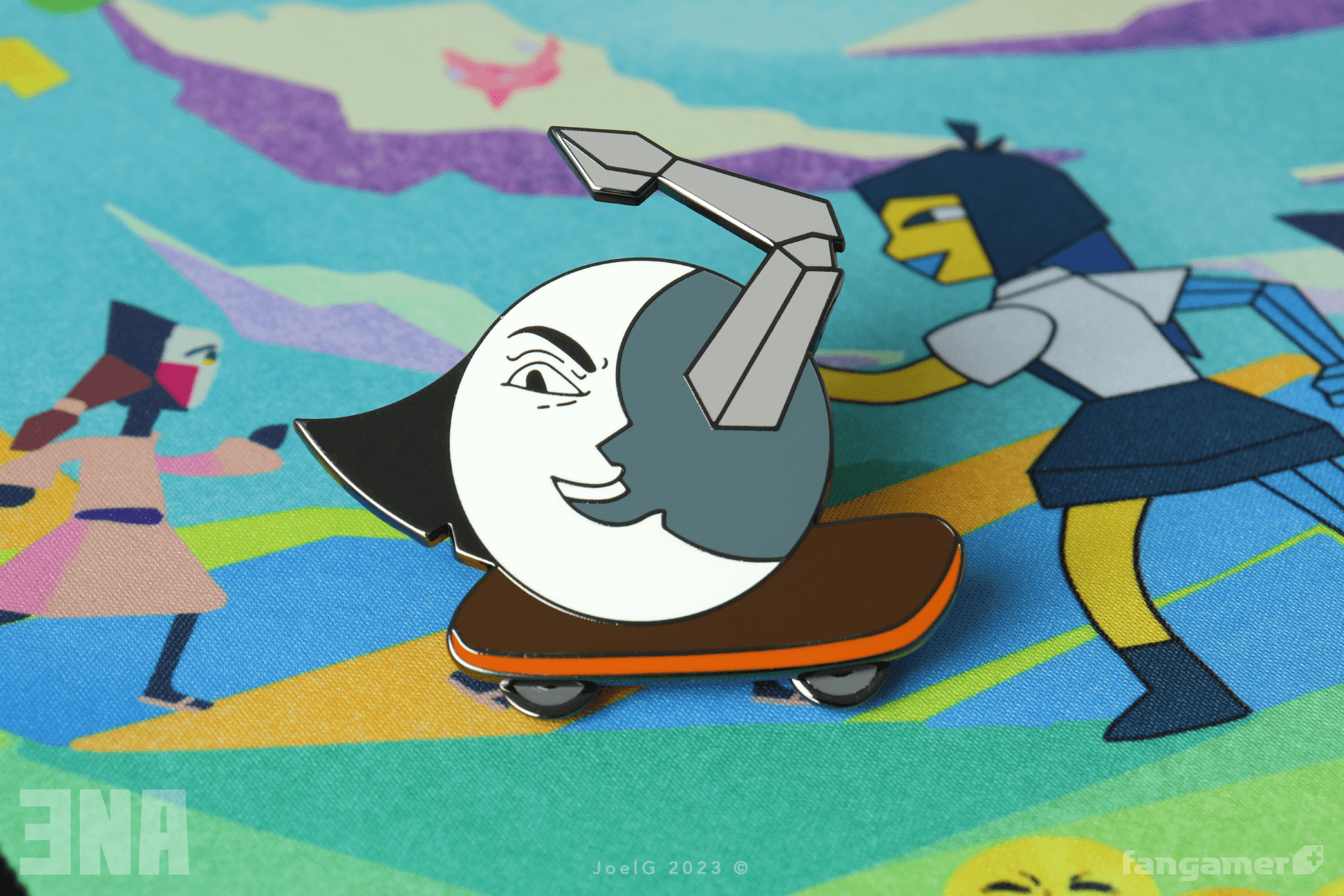 Skateboarding Moony Pin