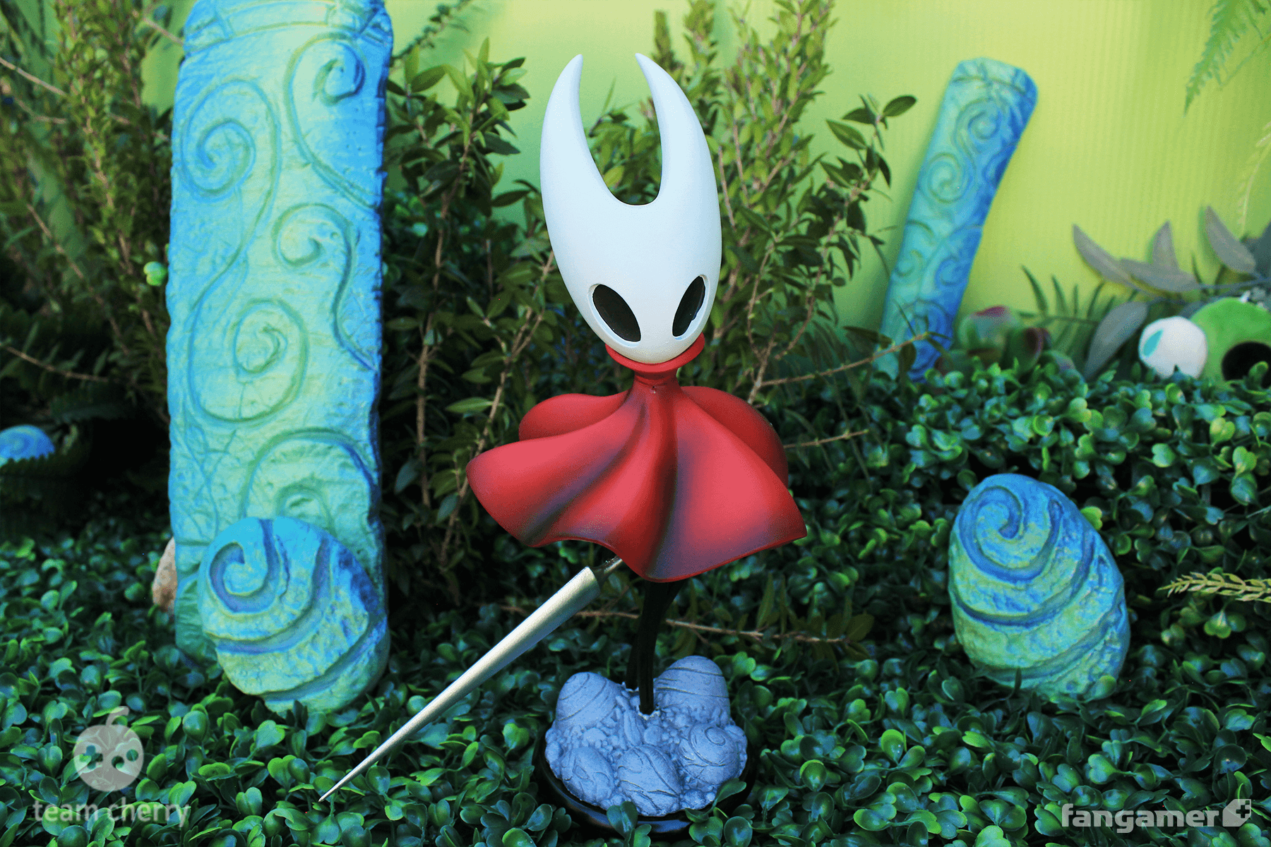 Hornet Resin Statue