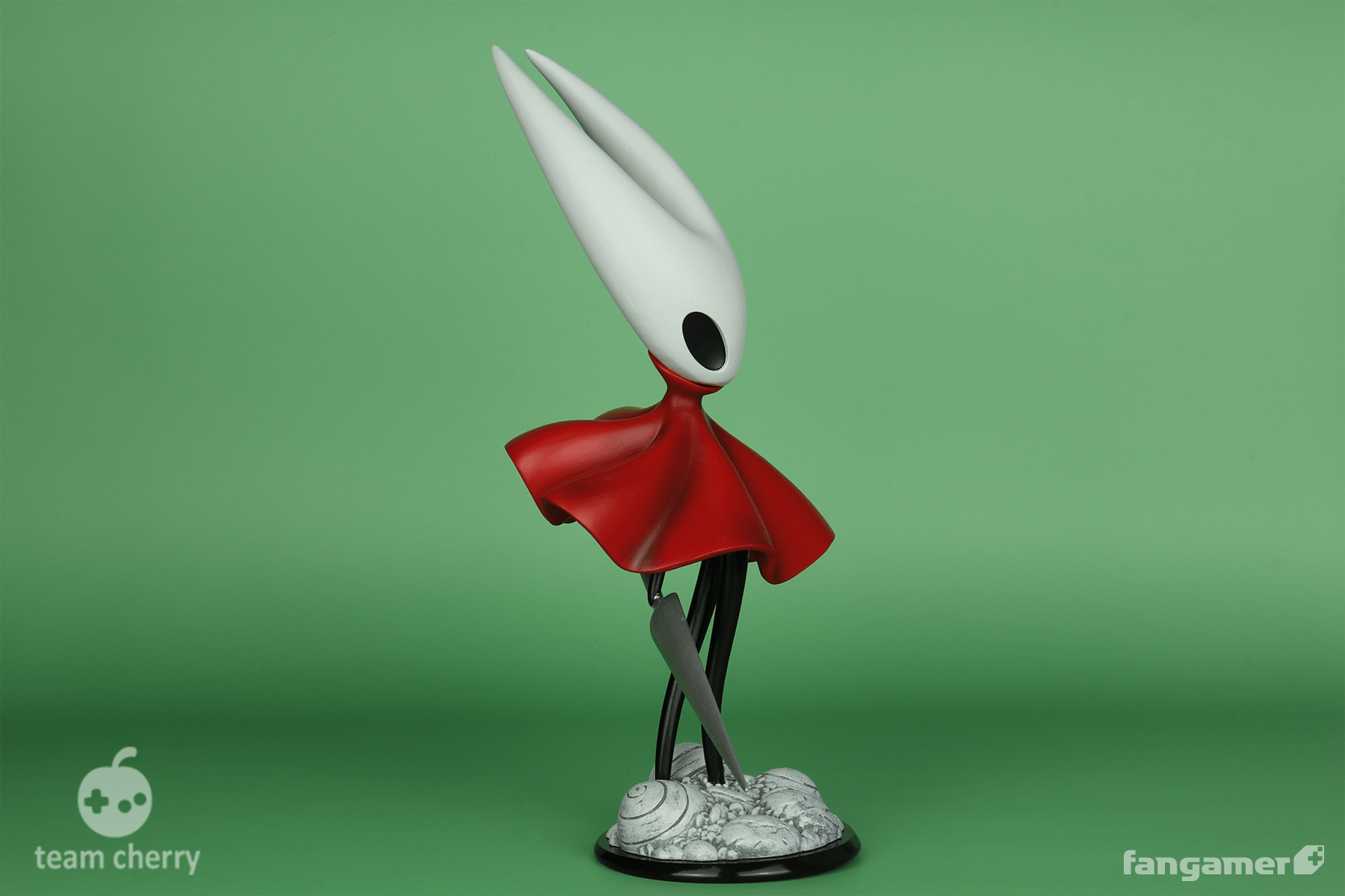 Hornet Resin Statue