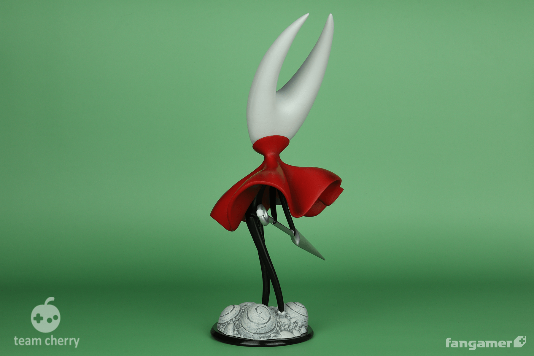 Hornet Resin Statue