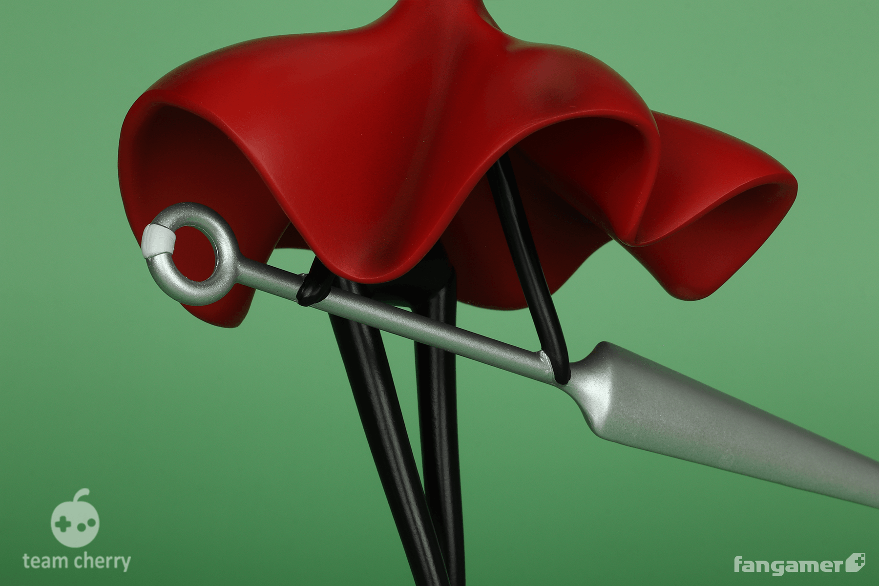 Hornet Resin Statue