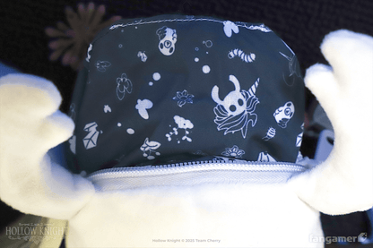 The Knight Retractable Pouch