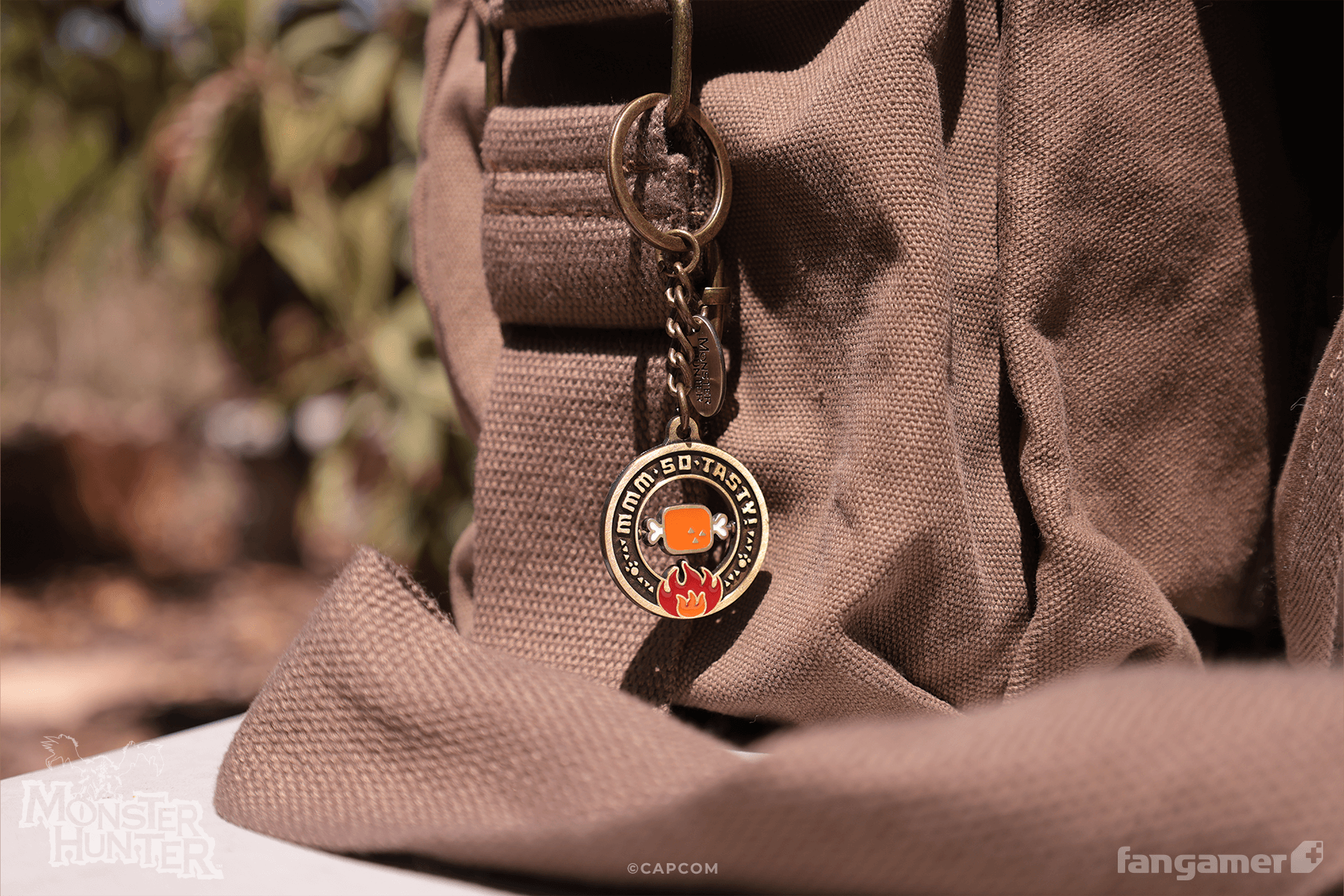 Monster Hunter Spinning Keychain