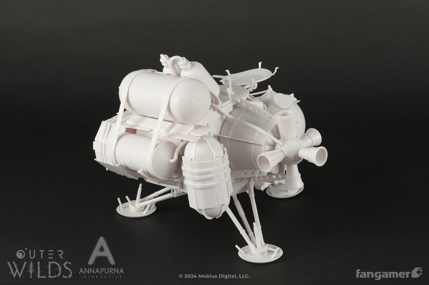 Hearthian Lander Model Kit