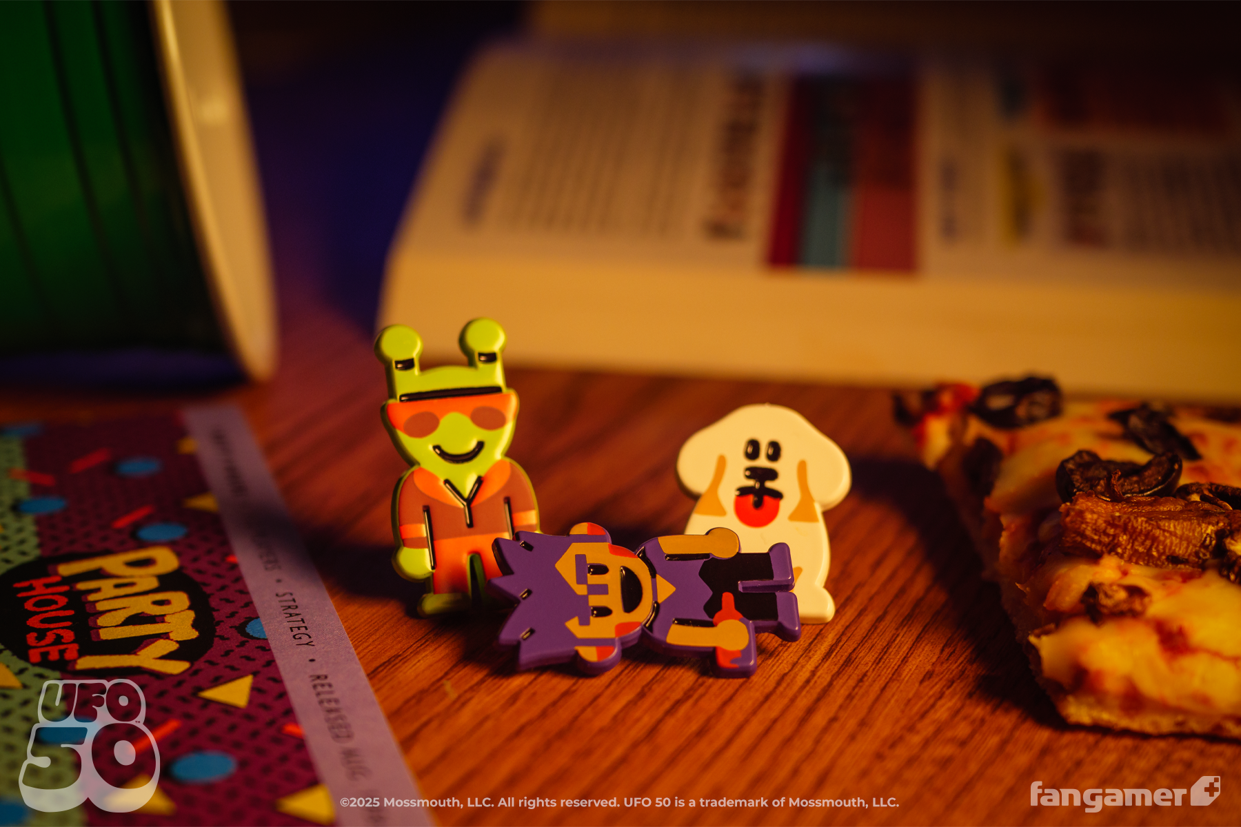 Party House Guests Pin Set
